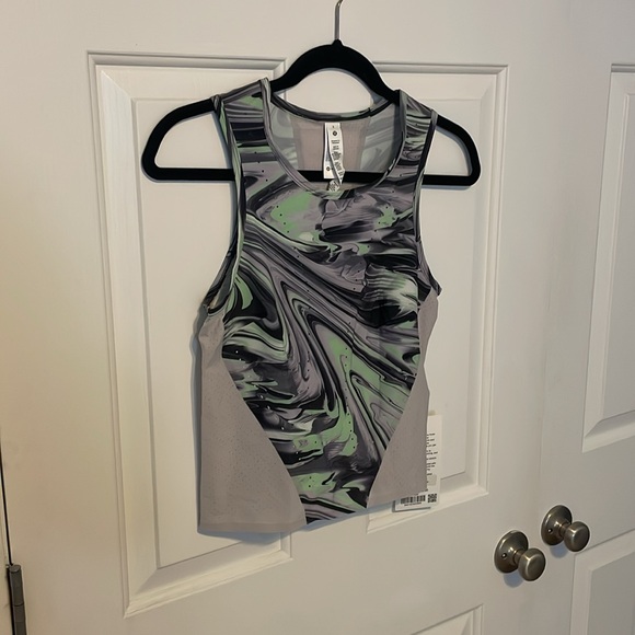 NWT Lululemon Swift Ventilated Running Tank size 2 - Picture 3 of 6